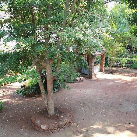 Отель Cancio'S House Aldona Экстерьер фото